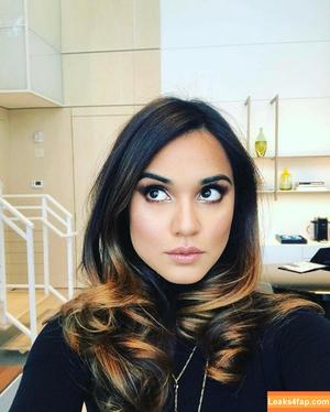 Summer Bishil photo #0063