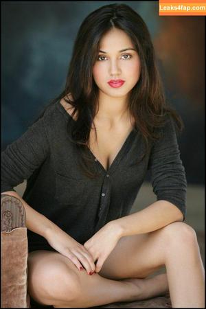 Summer Bishil photo #0166