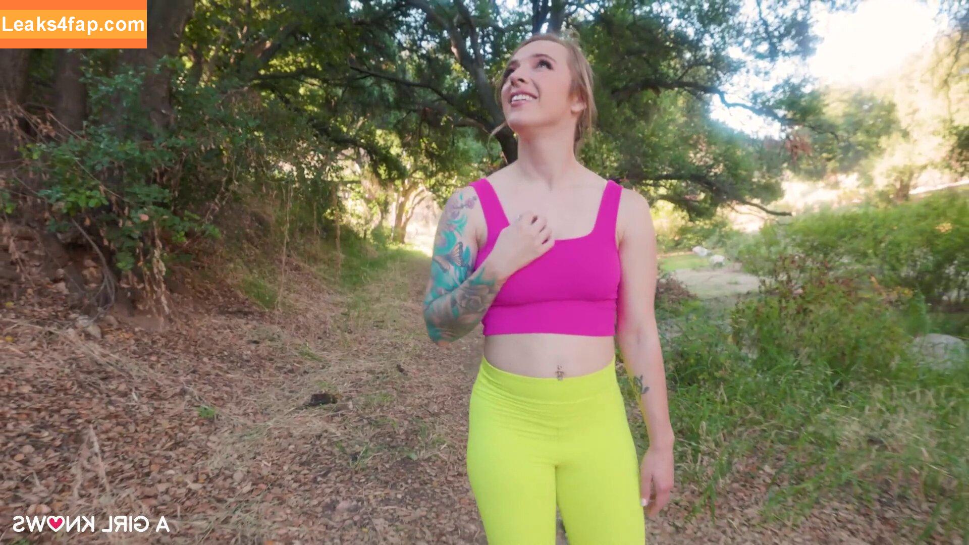 Summer Col / https: / summercolxoxo leaked photo photo #0181