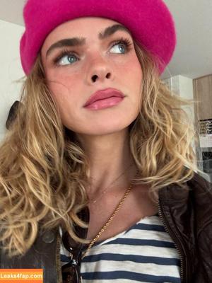 Summer Mckeen photo #0003