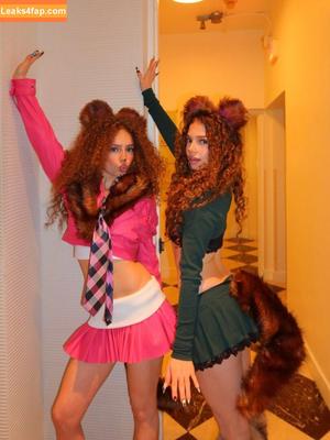 Sunday Kalo photo #0112