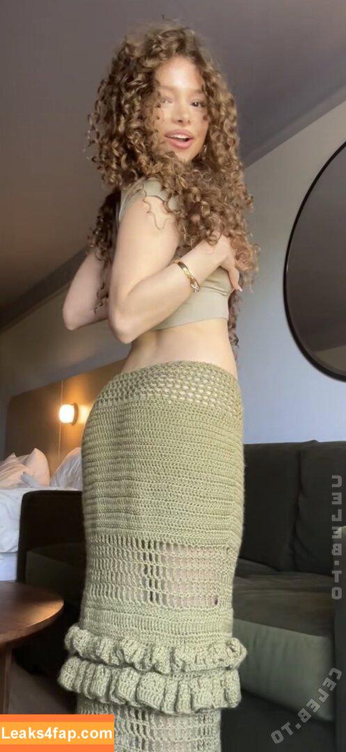 Sunday Kalogeras / sundaykalogeras leaked photo photo #0042