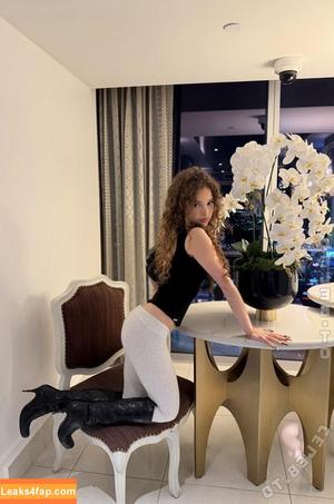 Sunday Kalogeras фото #0054