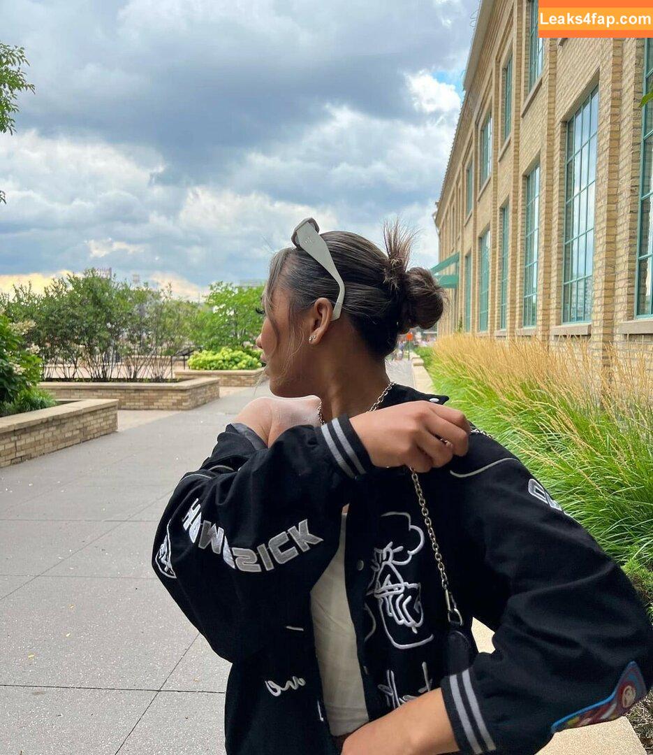 Suni Lee / sunisalee / u144353206 leaked photo photo #0047