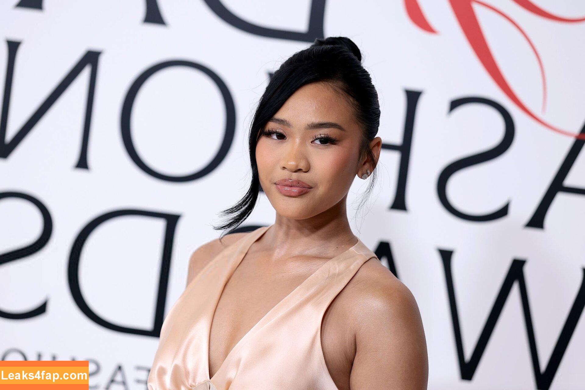 Suni Lee / sunisalee / u144353206 leaked photo photo #0469