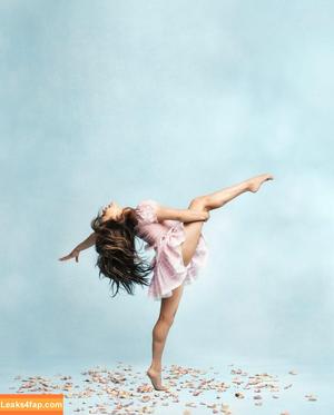 Suni Lee photo #0077