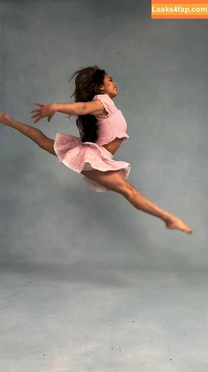 Suni Lee photo #0151
