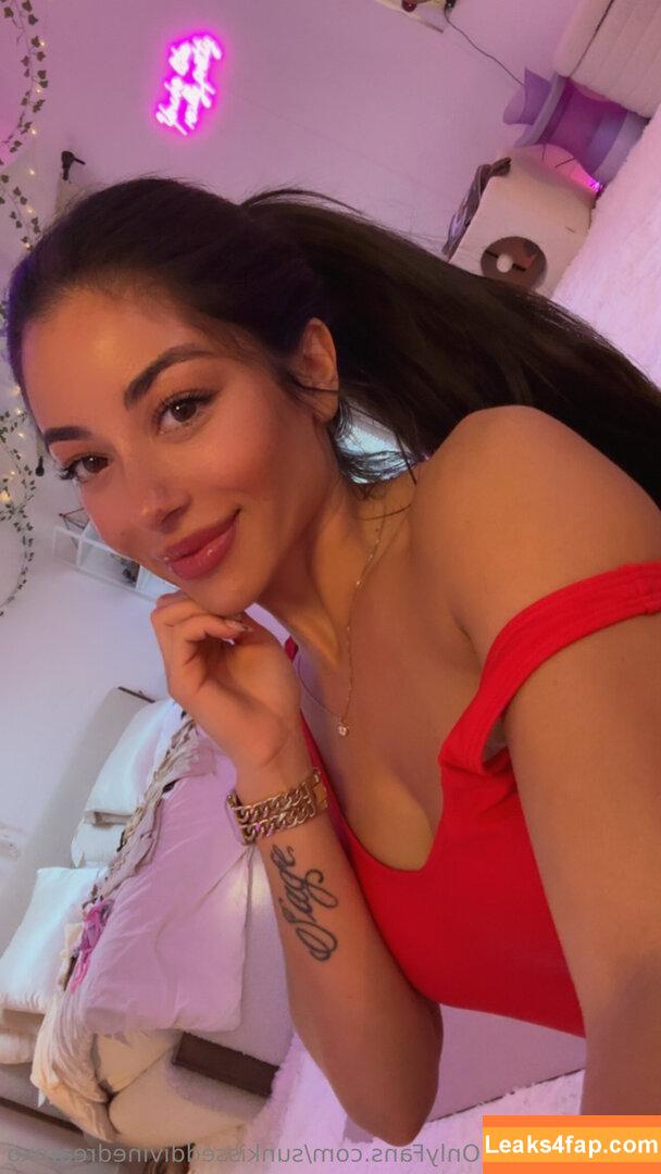 sunkisseddivinedreamxo / sunkisseddivinedream leaked photo photo #0004