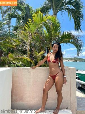 SunKissedMia фото #0040