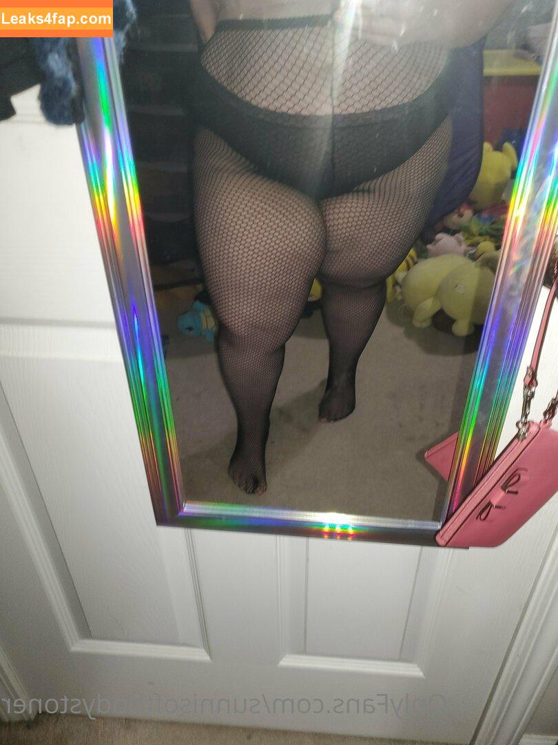sunnisoftbodystoner / _forevernis leaked photo photo #0025