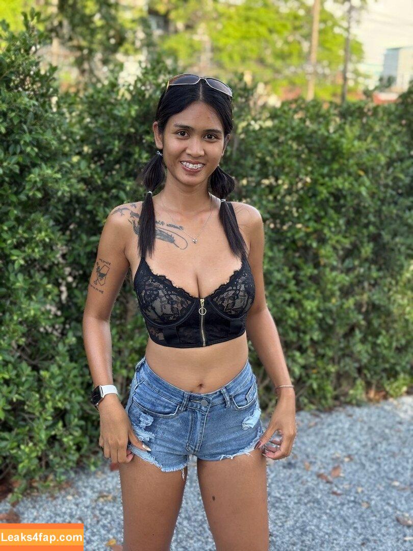 Sunny Bee /  leaked photo photo #0007