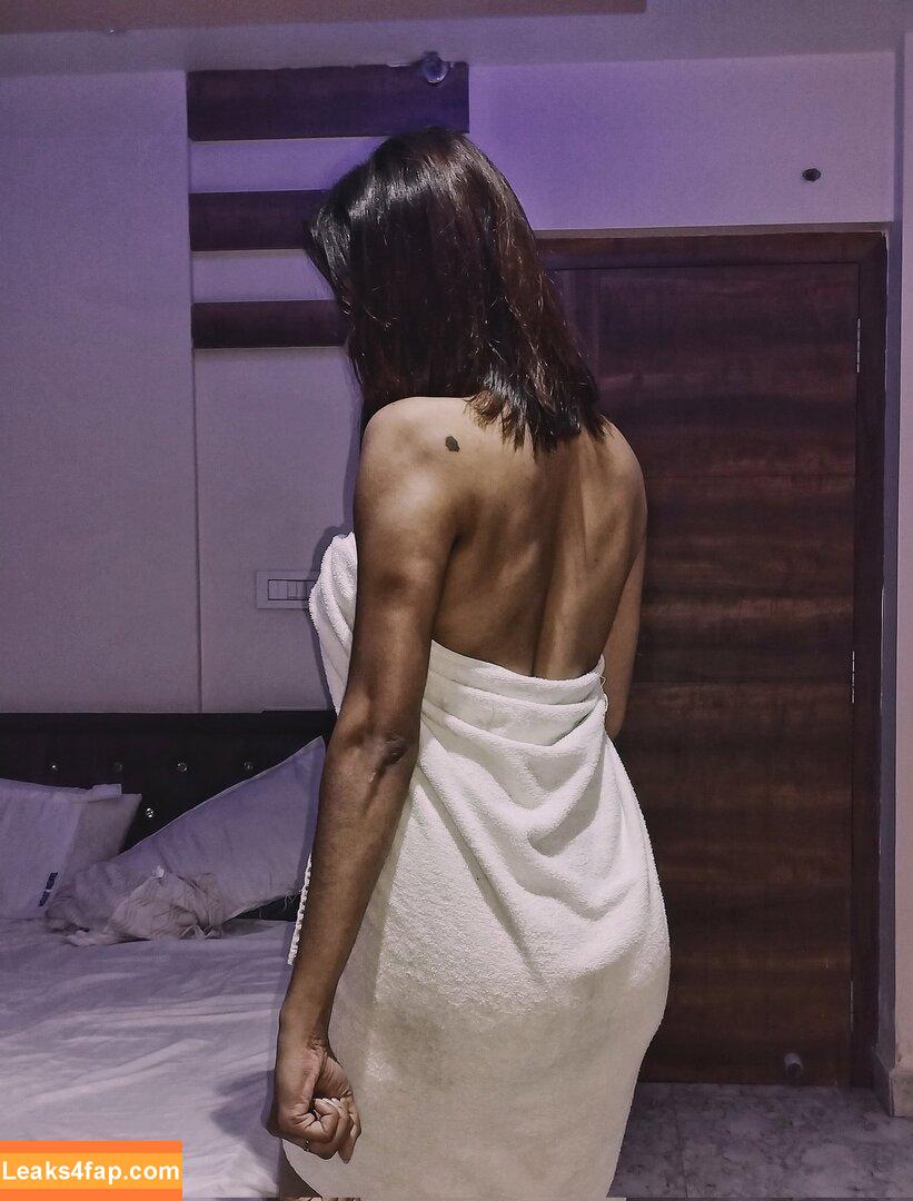 Sunny Dcruz /  leaked photo photo #0005
