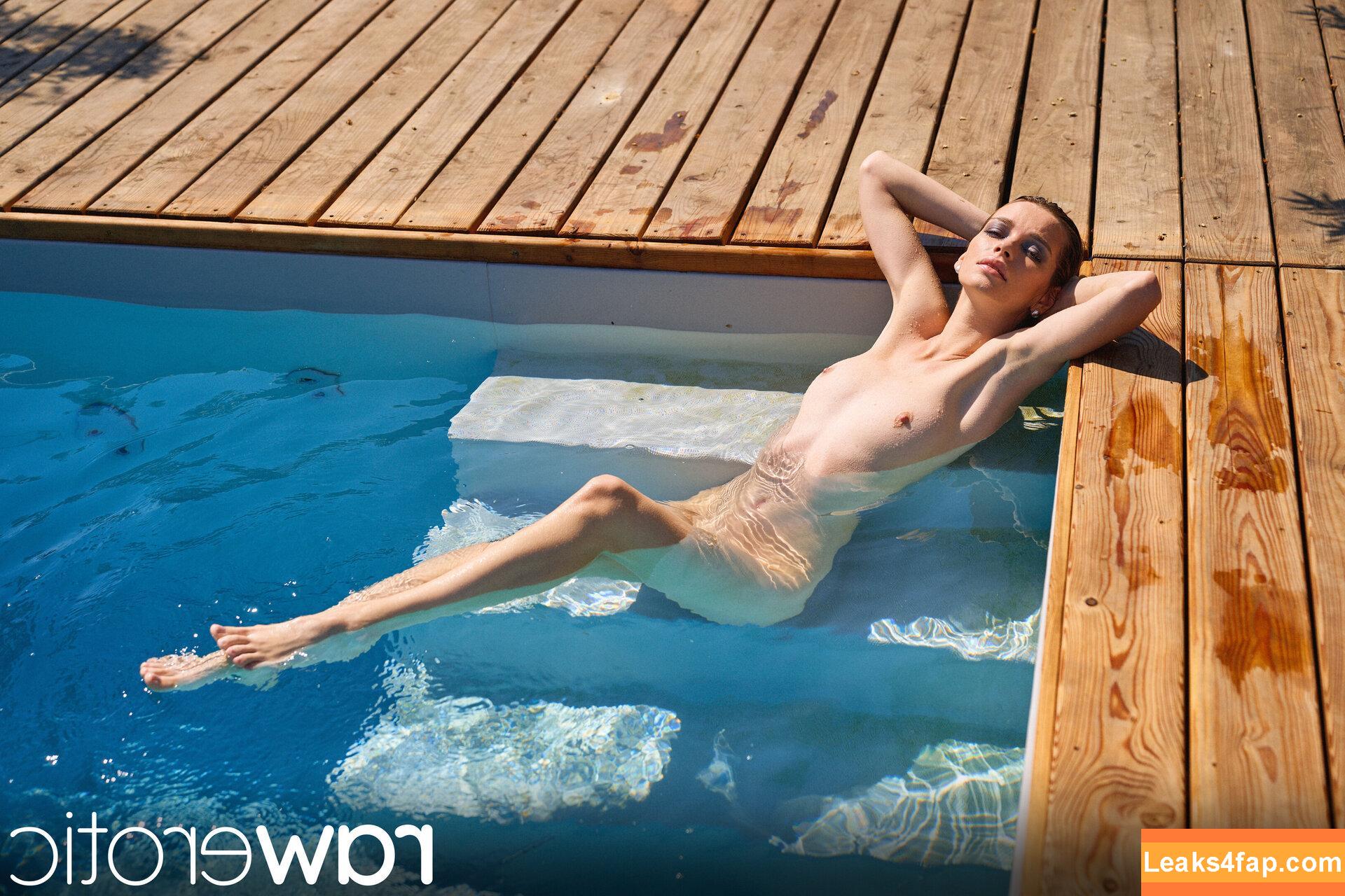 Superbe /  / SuperbeModels / superbeofficial leaked photo photo #1181