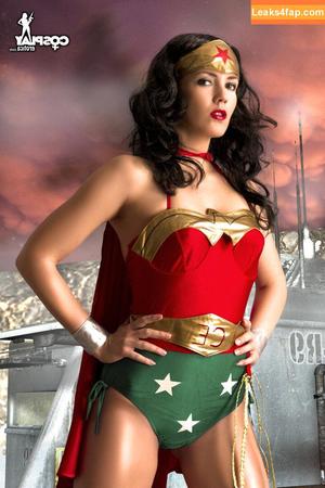Superheroine фото #0018