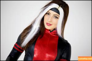 Superheroines photo #0242