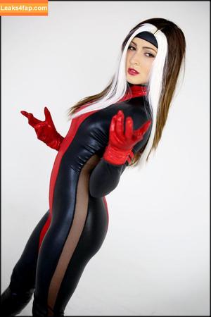 Superheroines photo #0245