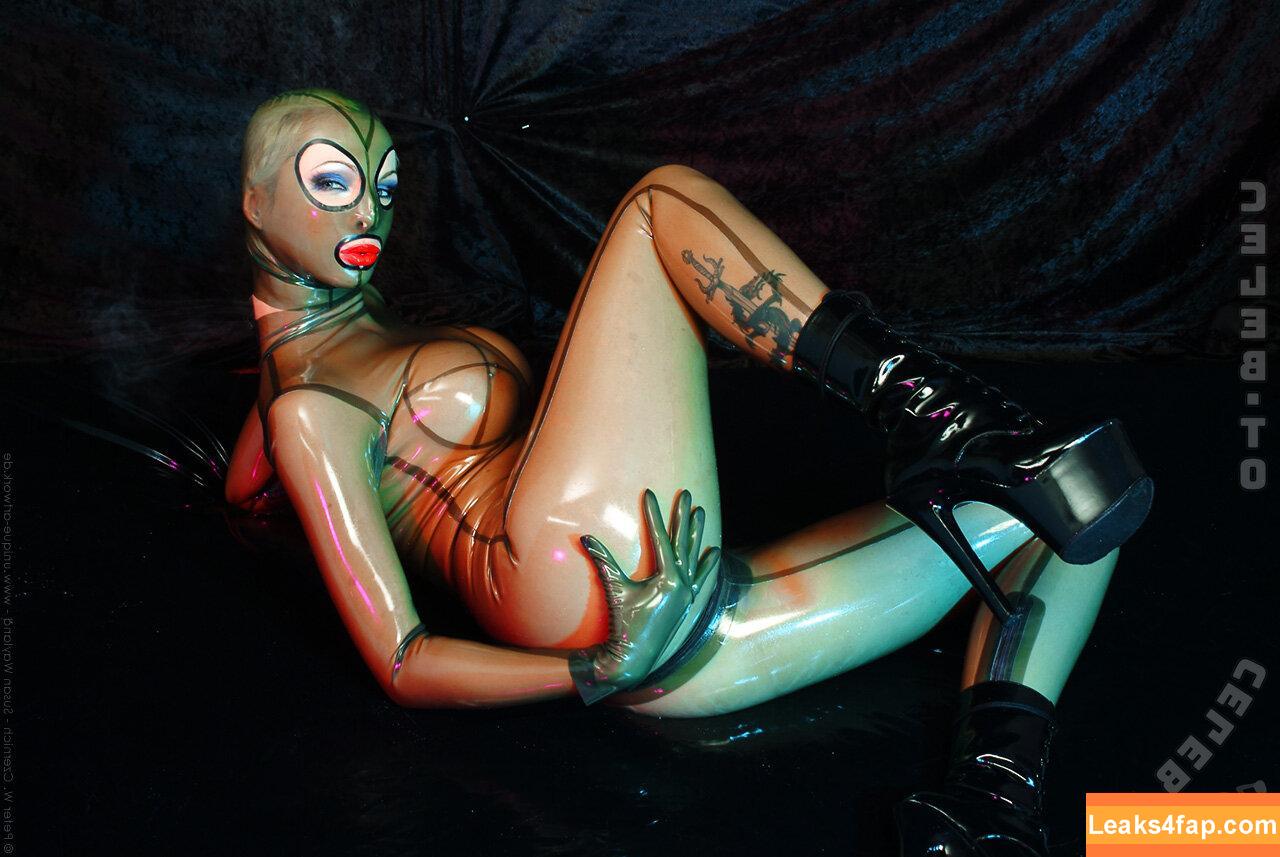 Susan Wayland / SusanWayland / Sway / miss.susan.wayland leaked photo photo #0455