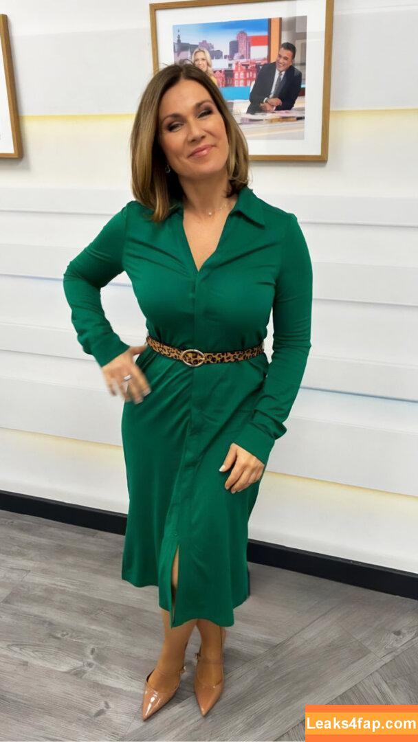 Susanna Reid / susannareid100 leaked photo photo #0349
