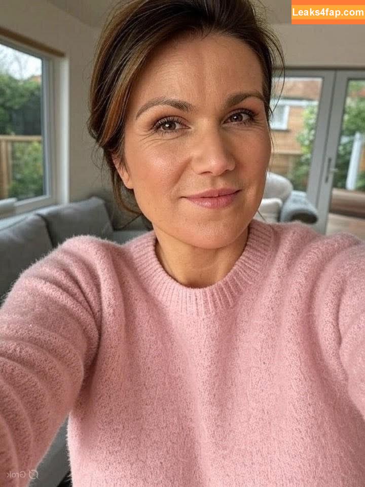 Susanna Reid / susannareid100 leaked photo photo #0370