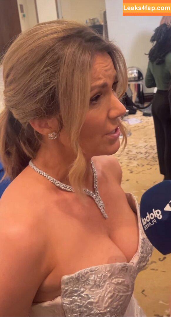 Susanna Reid / susannareid100 leaked photo photo #0424