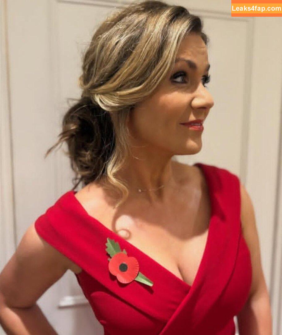 Susanna Reid / susannareid100 слитое фото фото #0451