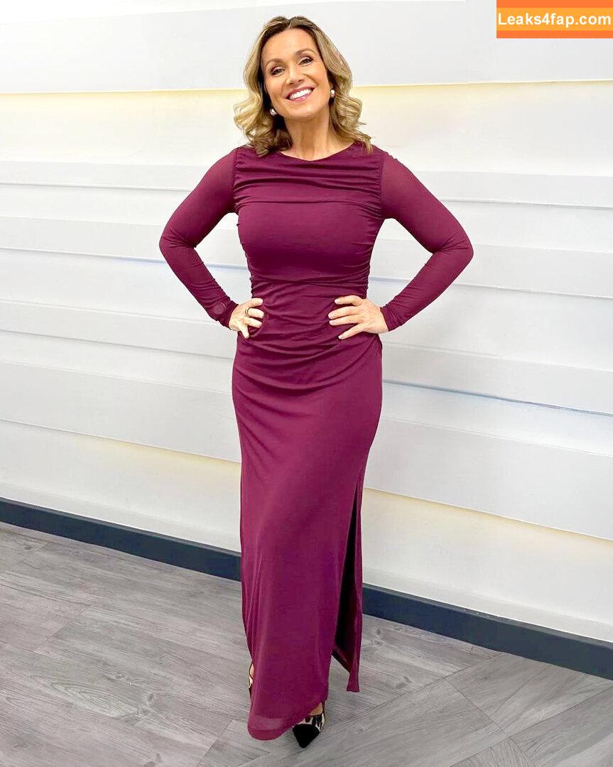 Susanna Reid / susannareid100 слитое фото фото #0477