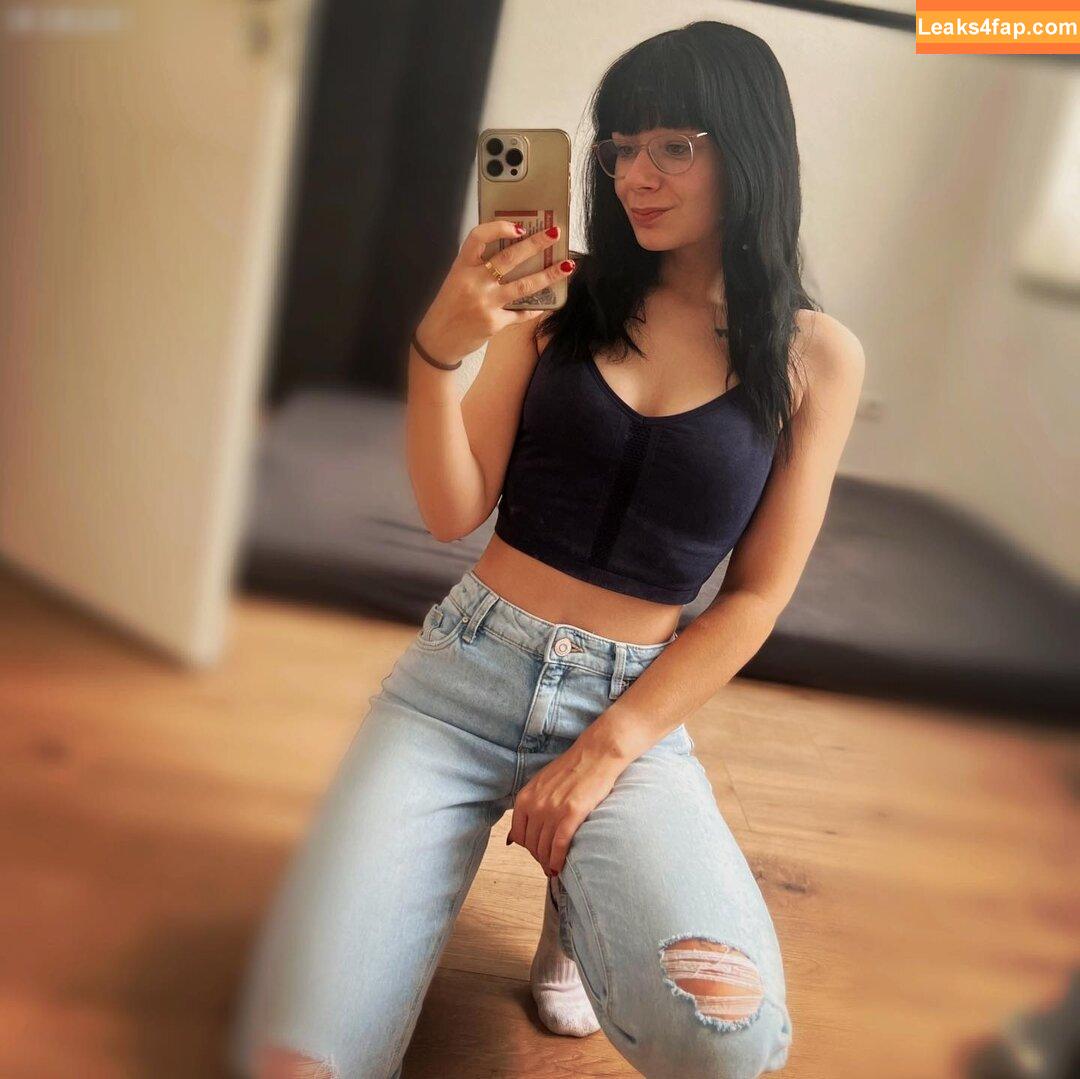 Susi Sensation / susi.sensation leaked photo photo #0009