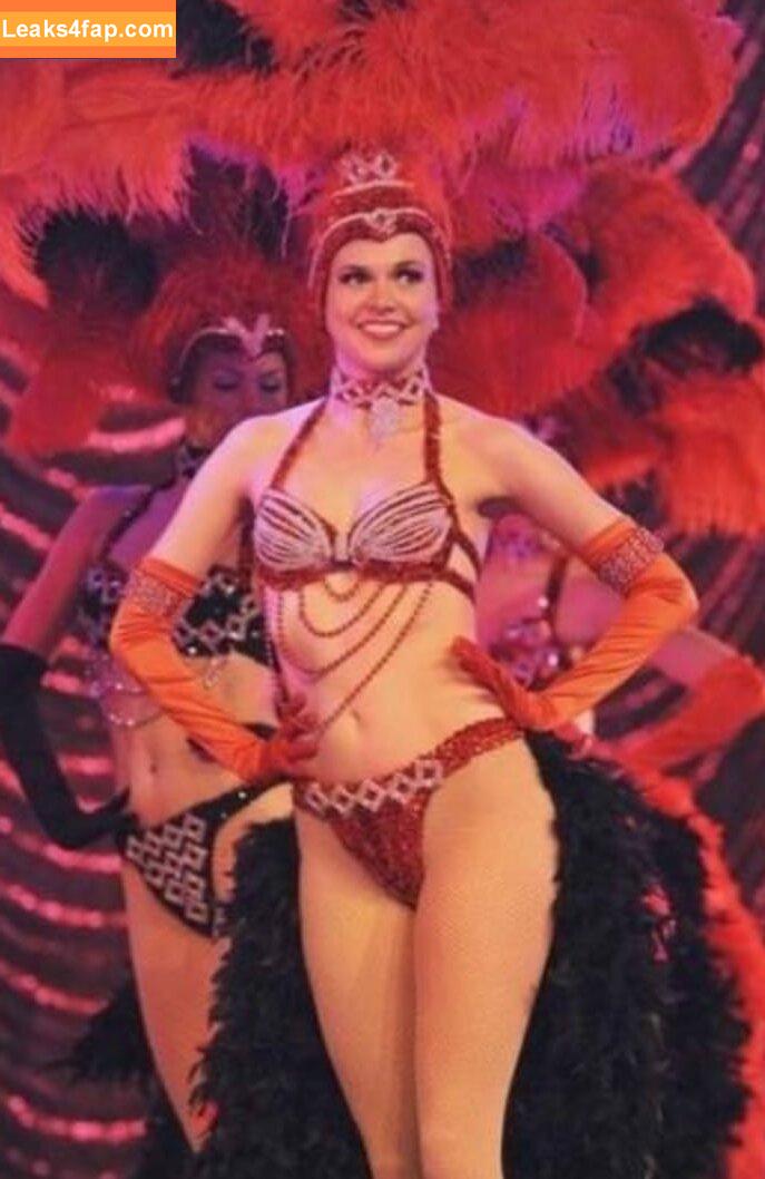 Sutton Foster / suttonlenore leaked photo photo #0001