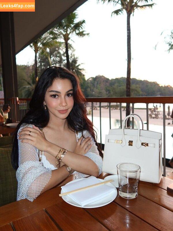 Suzana Renaud / SueriSuzana / https: / suerisue leaked photo photo #0003