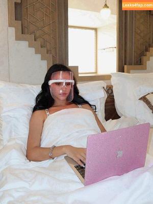 Suzana Renaud photo #0002