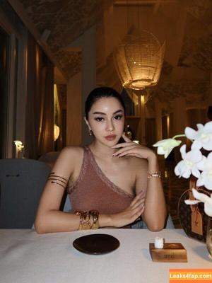 Suzana Renaud photo #0006