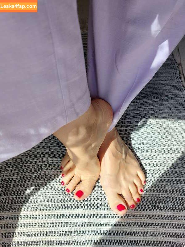 SuzeeB / suzee_be leaked photo photo #0009