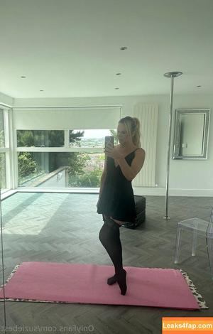Suziebest photo #0392