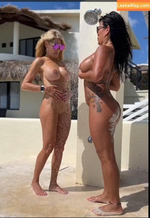 Suzy_t photo #0008