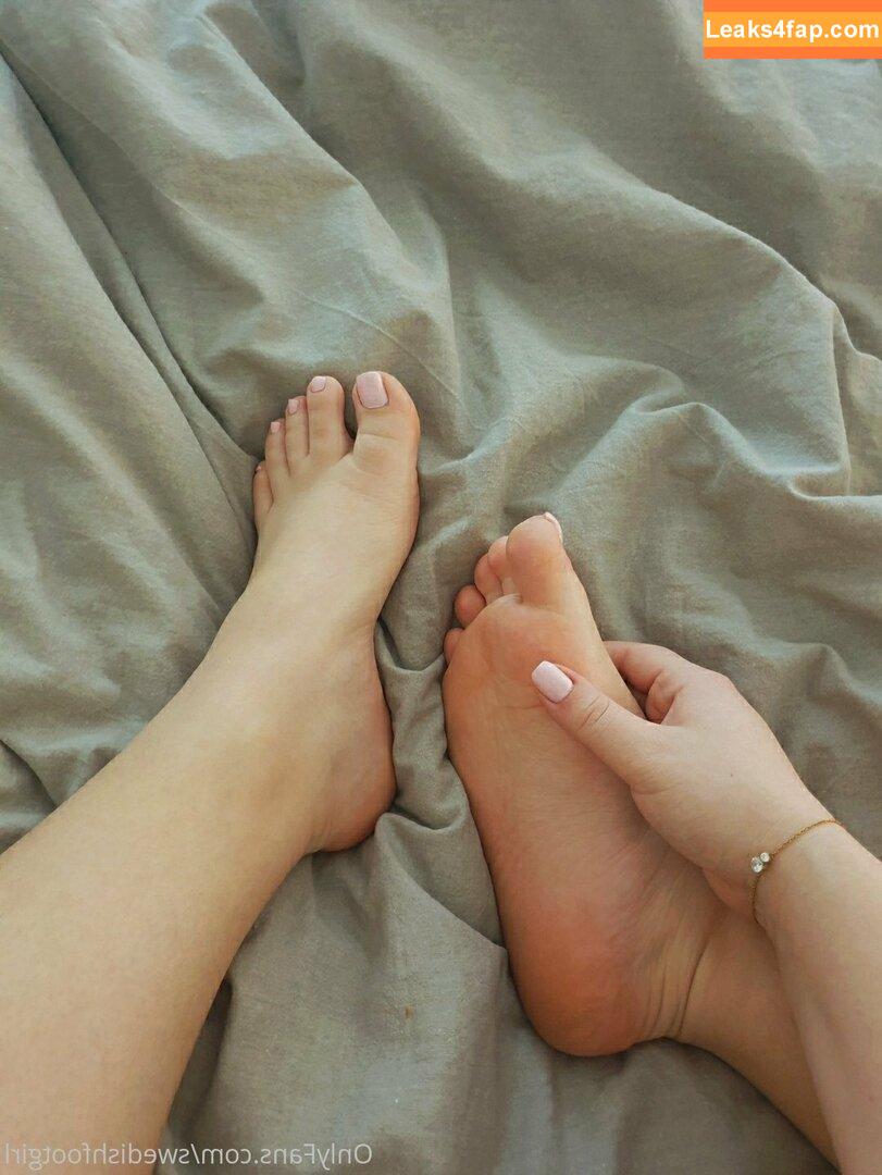 swedishfootgirl / sweet_soles_of_mine leaked photo photo #0008