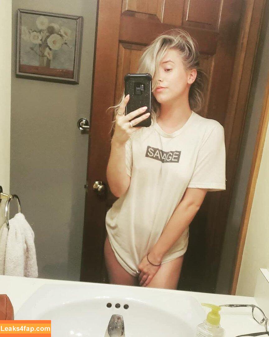 SweeetTails / https: / sweeette leaked photo photo #0095