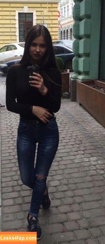 Sweet Kayley / Gloria Roshka / gloriaroshka / sweet_kayley leaked photo photo #0085