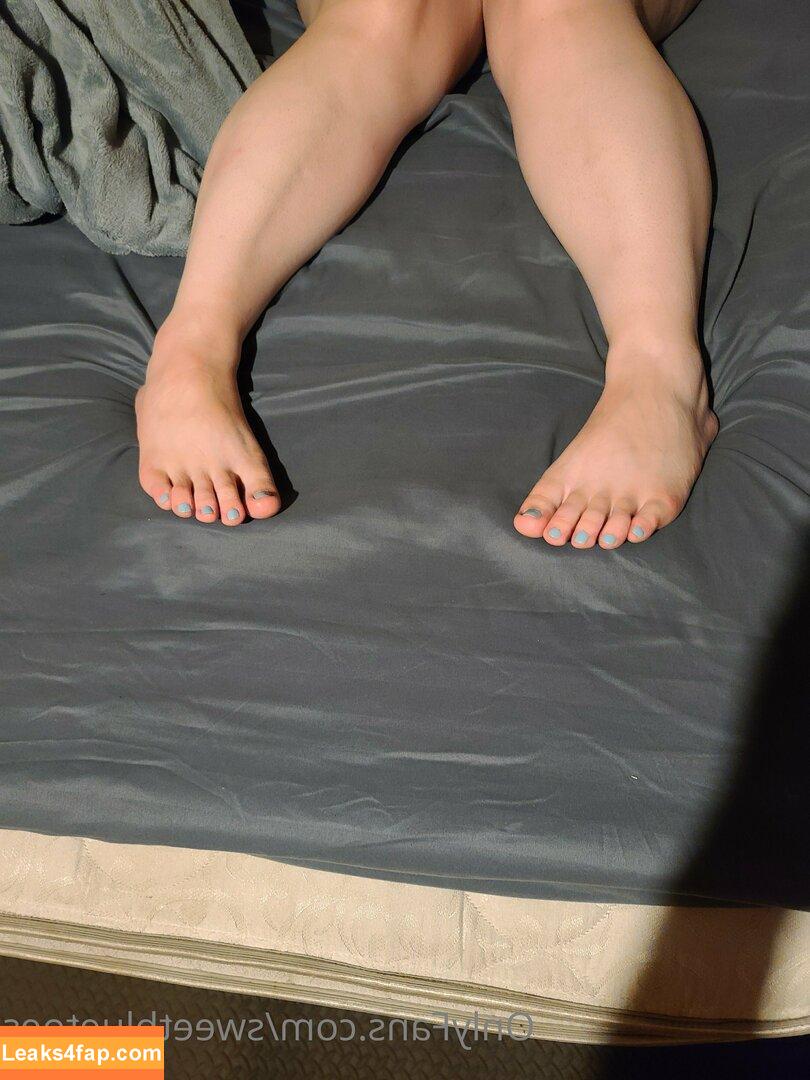 sweetbluetoes /  leaked photo photo #0005