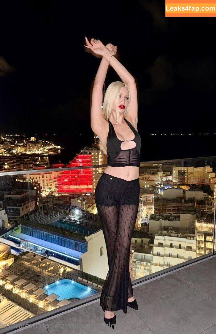 sweetcarolinats / sweetcarolina_ leaked photo photo #0049