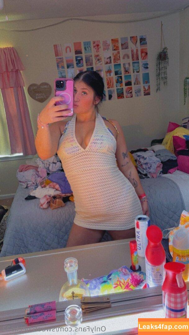 sweetchecks22 / sydnneyy7 leaked photo photo #0003
