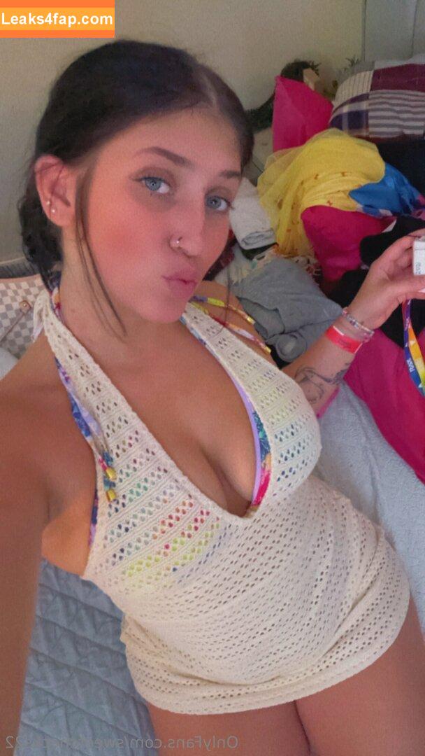 sweetchecks22 / sydnneyy7 leaked photo photo #0004