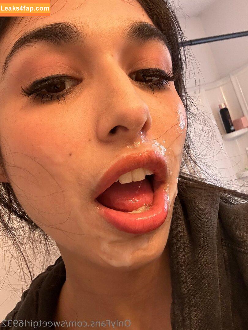 sweetgirl6932 /  leaked photo photo #0023