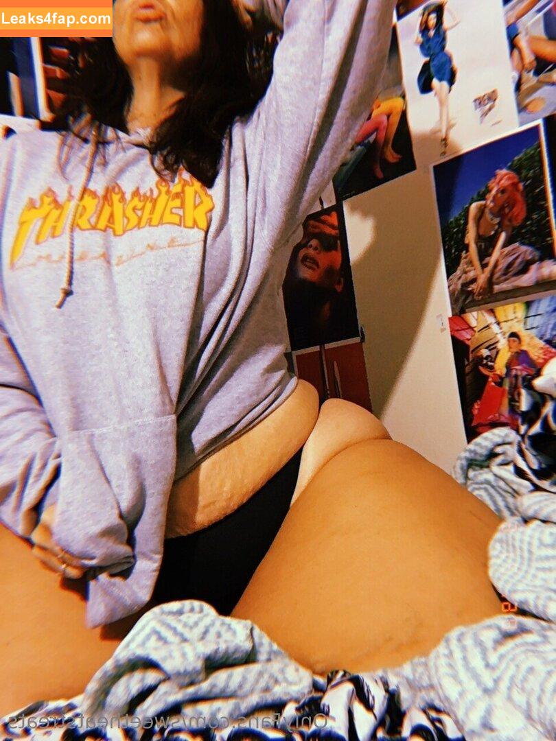 sweetheatstreats /  leaked photo photo #0050