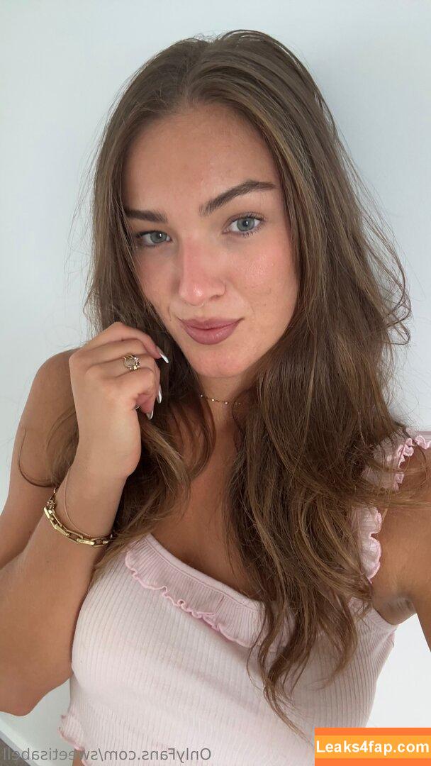 sweetisabell / sweet_isabelle leaked photo photo #0006