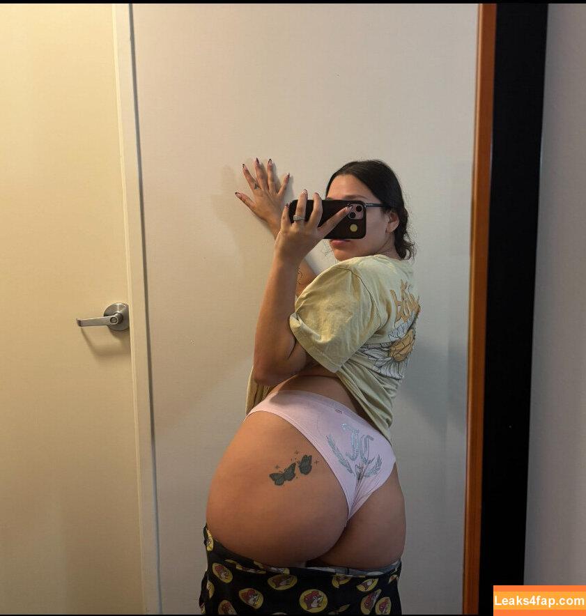 sweetlatina333 / Yianeylawera leaked photo photo #0001