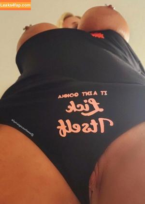 sweetnsassysarapie photo #0005