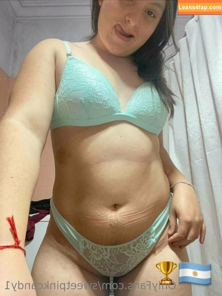 sweetpinkcandy1 / 1red_mikkey leaked photo photo #0046