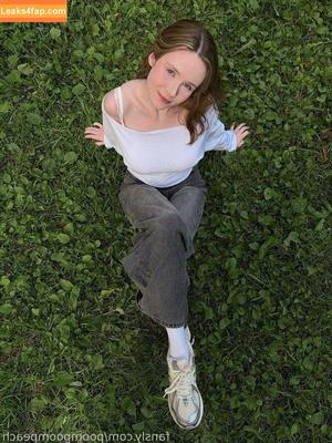 sweetshy_ photo #0010