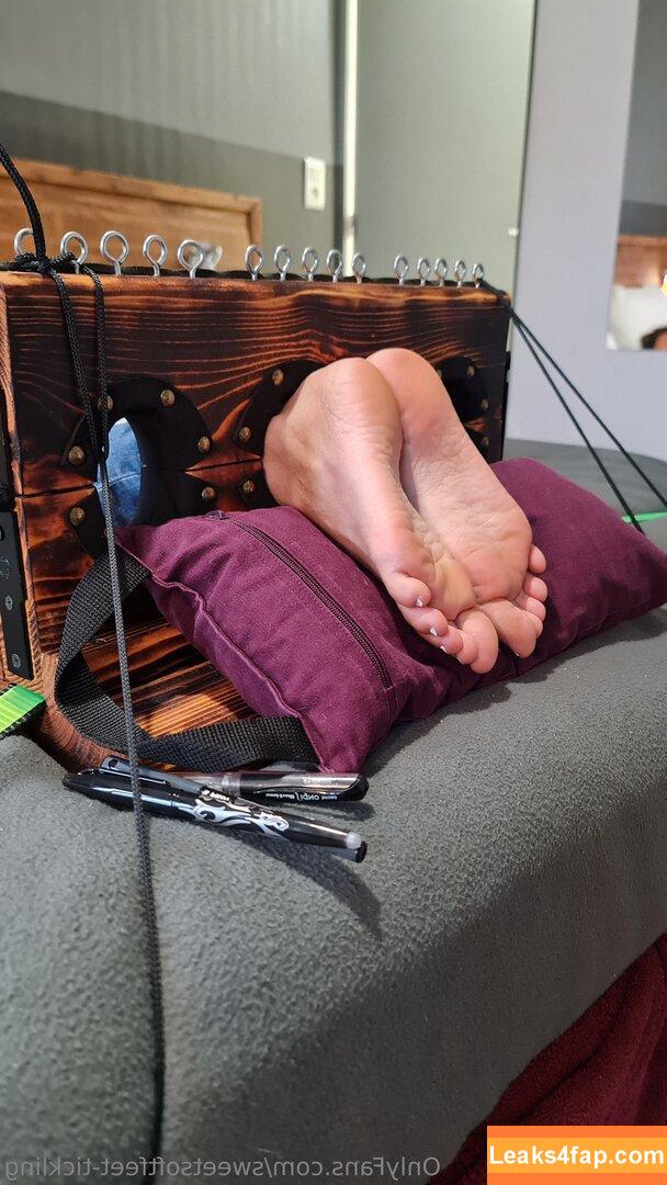 sweetsoftfeet-tickling / sweetsoftfeet_tcklng_adventure leaked photo photo #0005