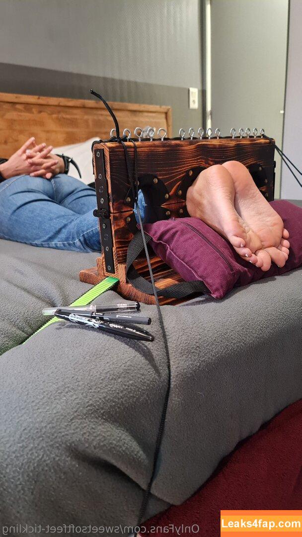sweetsoftfeet-tickling / sweetsoftfeet_tcklng_adventure leaked photo photo #0006